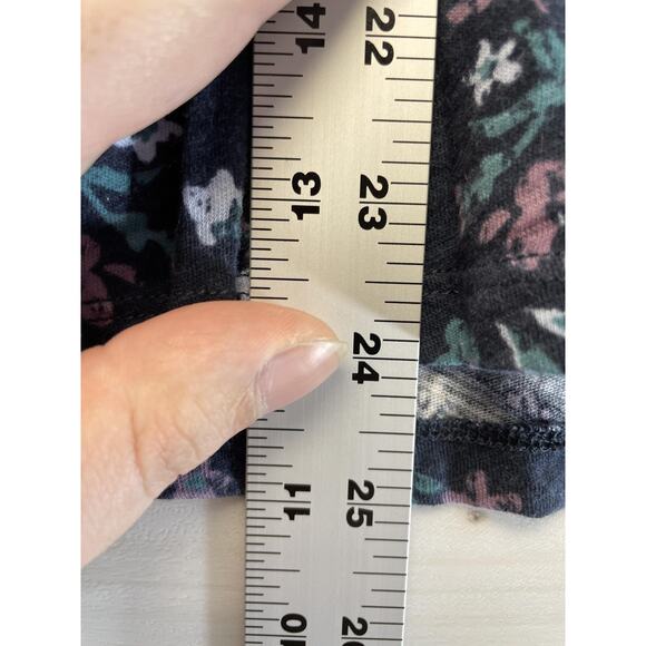 Orvis Shirt Womens Small Navy Blue Floral 3/4 Sleeve Scoop Neck Pocket 2SKL - Picture 4 of 10